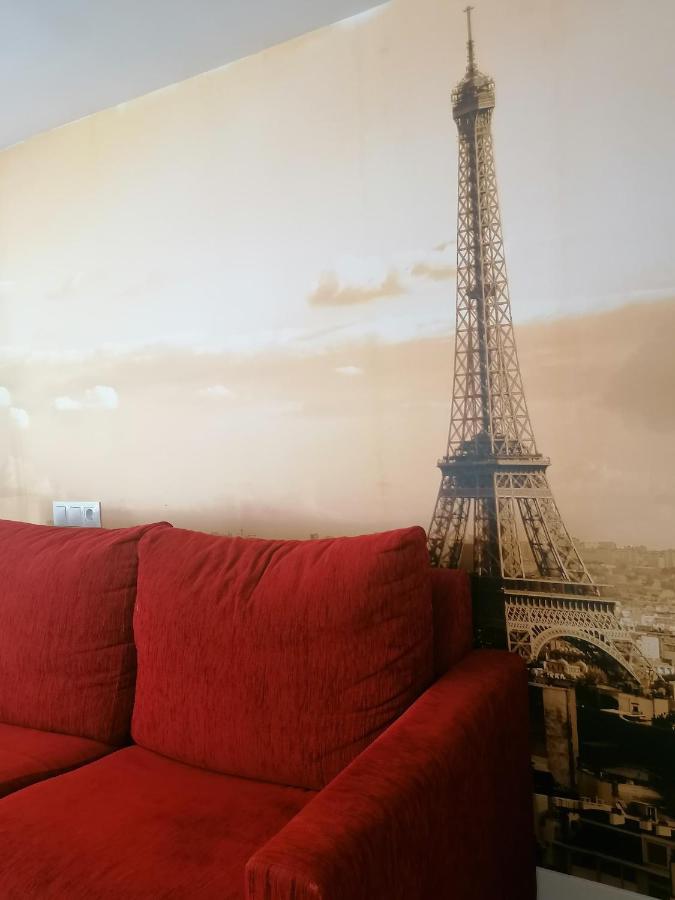 Little Paris Apartment